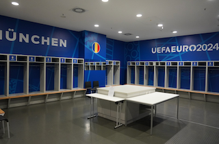 ユーロ敗退ルーマニア代表の美しすぎる去り方 開催国ドイツに感謝