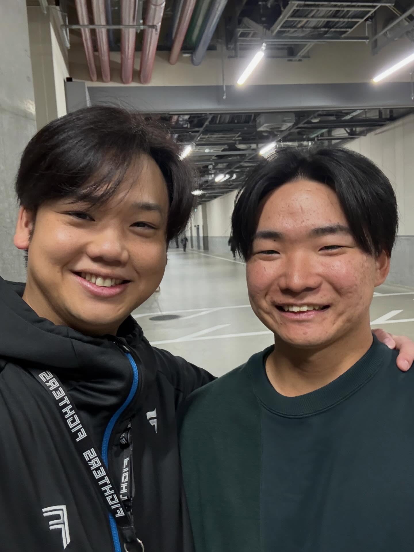 「さすがの一言」谷口雄也、日ハム期待の若手・山縣秀との2ショット公開