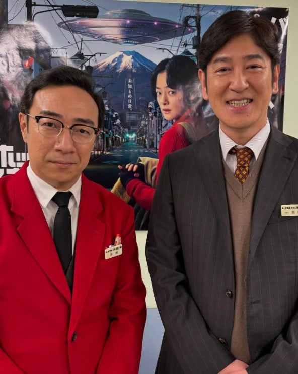 バカリ脚本ドラマに出演中！“演技派芸人”コンビのオフショットが公開