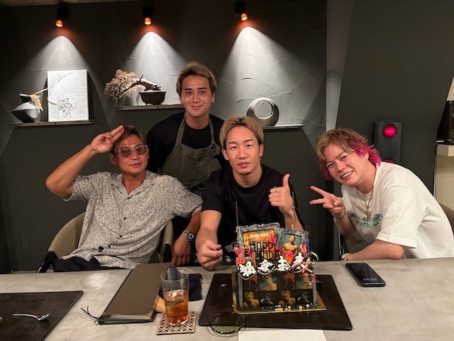 「本当にいい関係だな」こめおが朝倉未来の誕生日を祝福