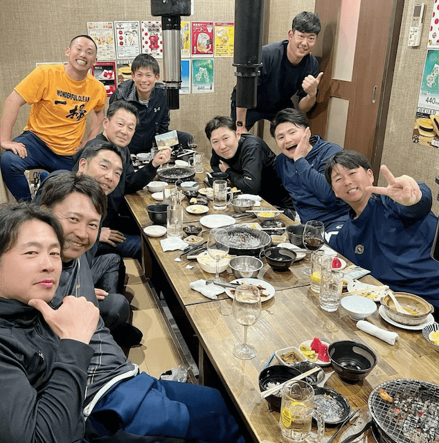 巨人・杉内俊哉、阿部慎之助監督ら巨人首脳陣の集合写真を公開✨