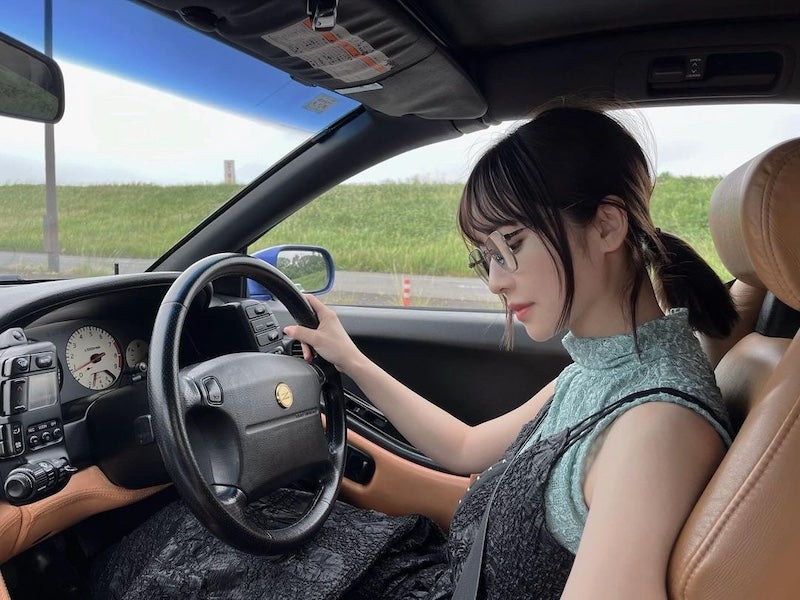 インスタフォロワー100万人超え 元欅坂46のあの人の”彼氏目線”ショットにいいね殺到