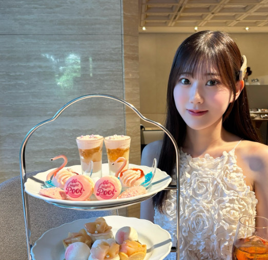 「東京プリンスホテル」で夢のアフタヌーンティー体験！久木田帆乃夏が大満足の笑顔