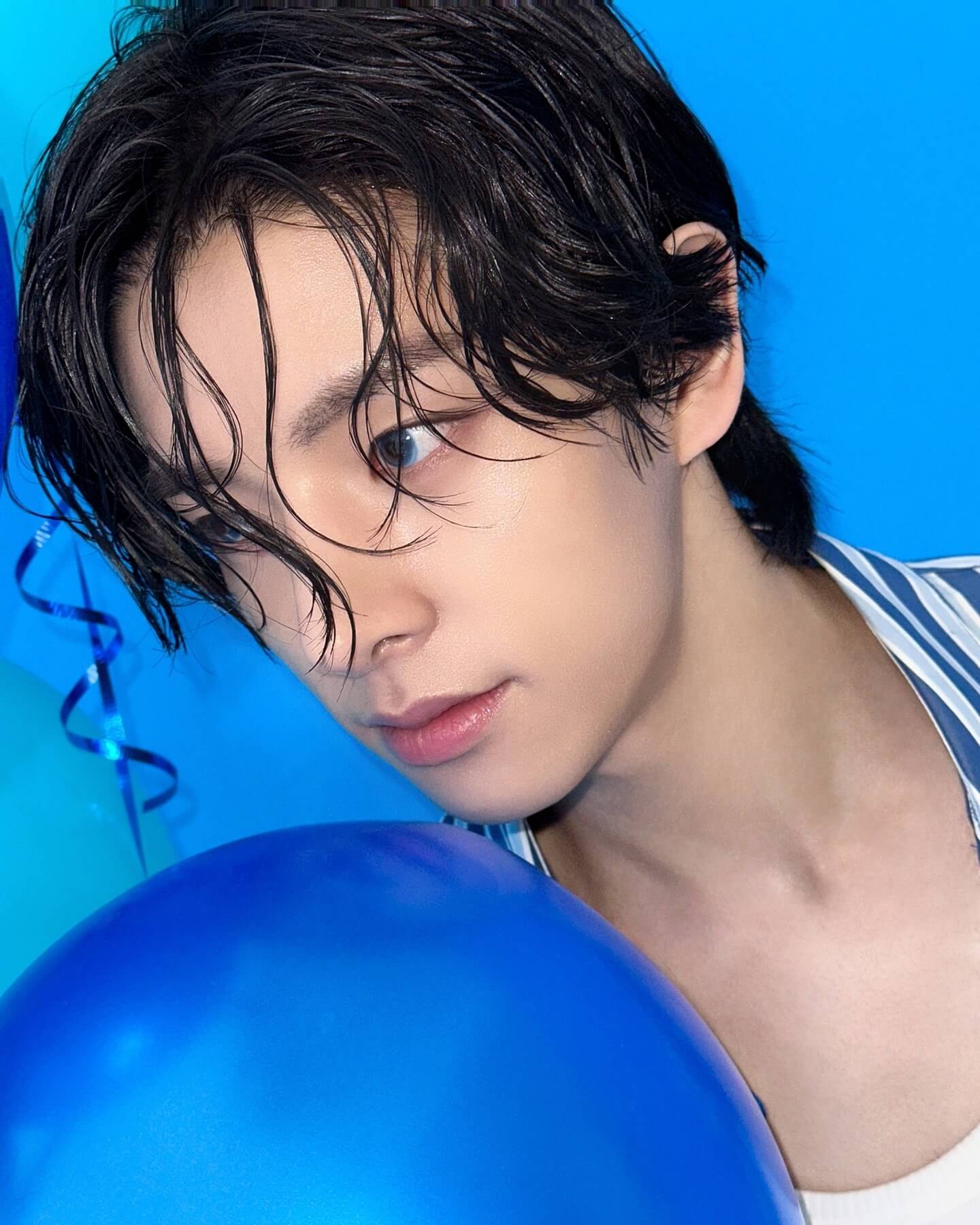 「Jake with Blue eyes 」ENHYPEN・ジェイクの爽やか最新ショットを見逃すな！