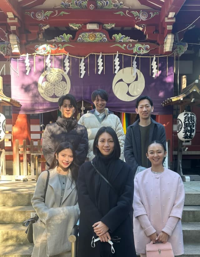 松下奈緒が事務所のメンバーと祈祷祭に「ワイワイ楽しい1日でした！！！」