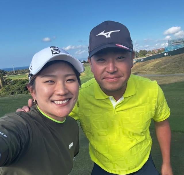 プロゴルファー時松源蔵、チャリティゴルフに感謝！成田美寿々プロとのペアで熱戦