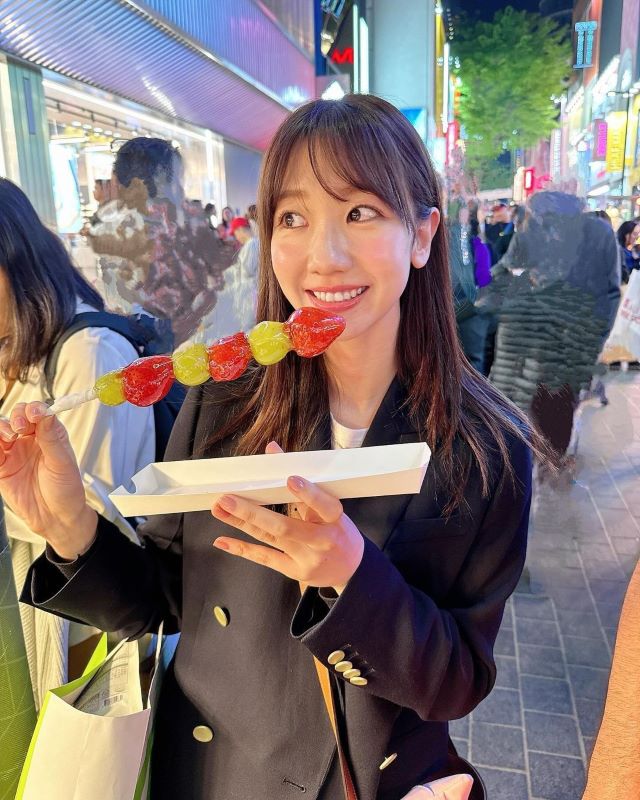 今週の週刊ヤングジャンプ表紙・柏木由紀がかわいすぎると話題に