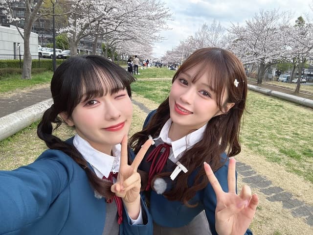 「姉者と見られて嬉しかった」”ラブライブ！”で姉妹を演じる声優の2ショットにファン「尊すぎて召されそうです」