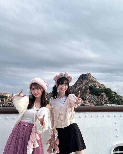 モー娘。山﨑愛生「えりめい」仲良し笑顔で夢の国ショットが話題！