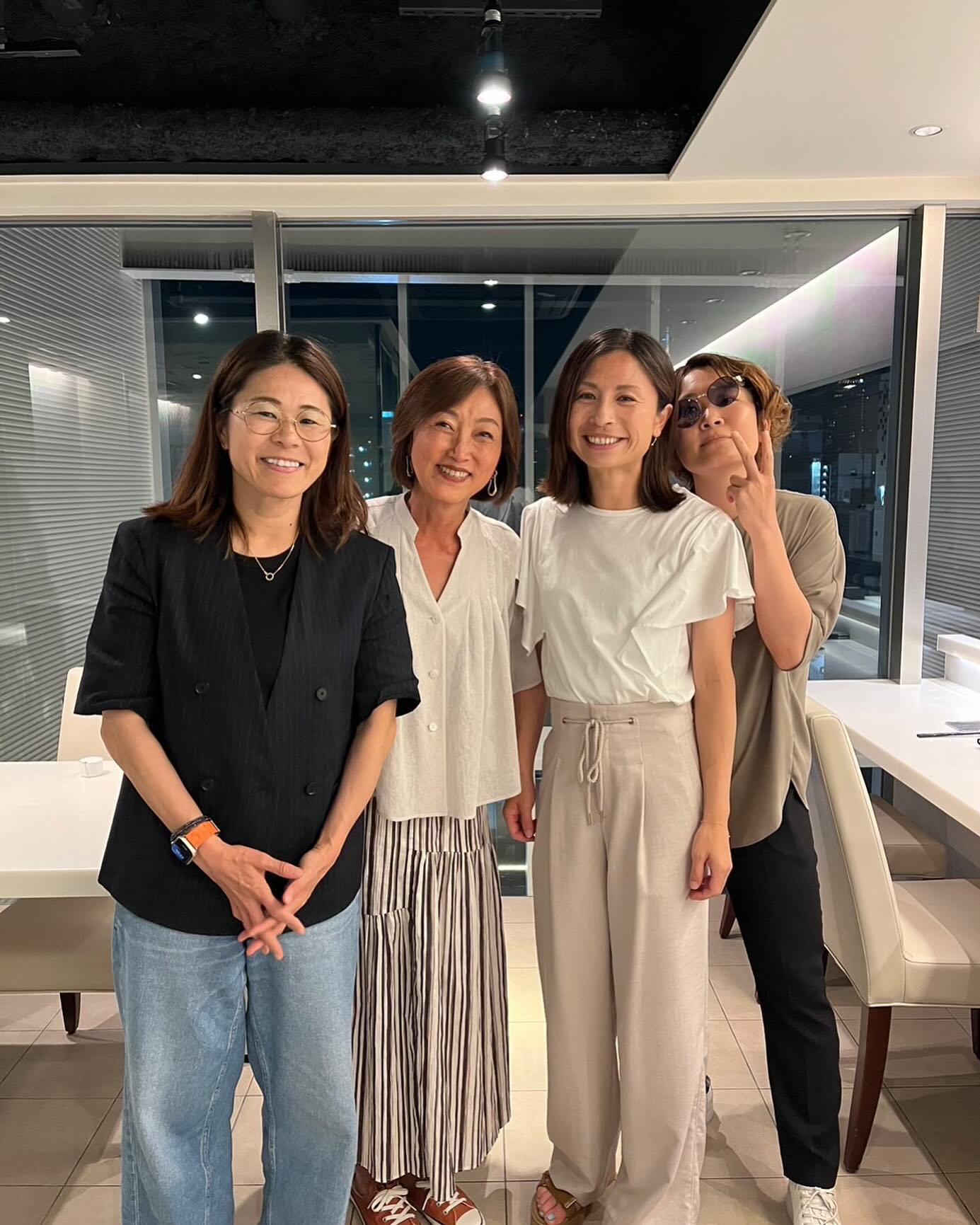 なでしこJAPANレジェンドがサプライズ登場「落ち着きのない仕掛け人」が話題に