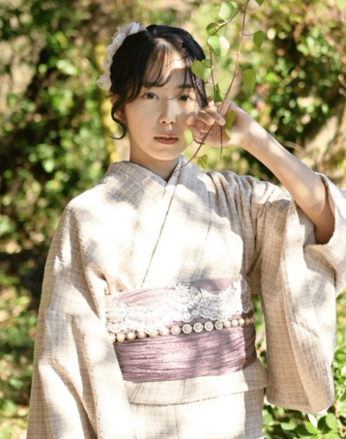 人気レースクイーン・沙倉しずか、