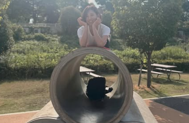 「きゃわいい」元プロランナーの美女、