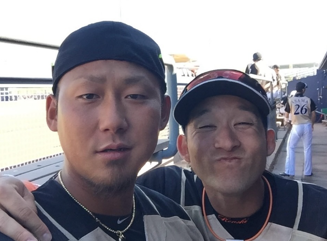 衝撃の引退に感動広がる 日ハム黄金期を支えた名コンビの絆ショット