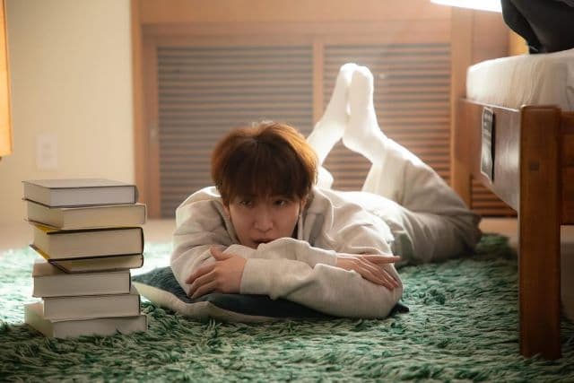 渡辺翔太「EVOLUTION」オフショット 渡辺翔太「EVOLUTION」オフショット - メルカリ