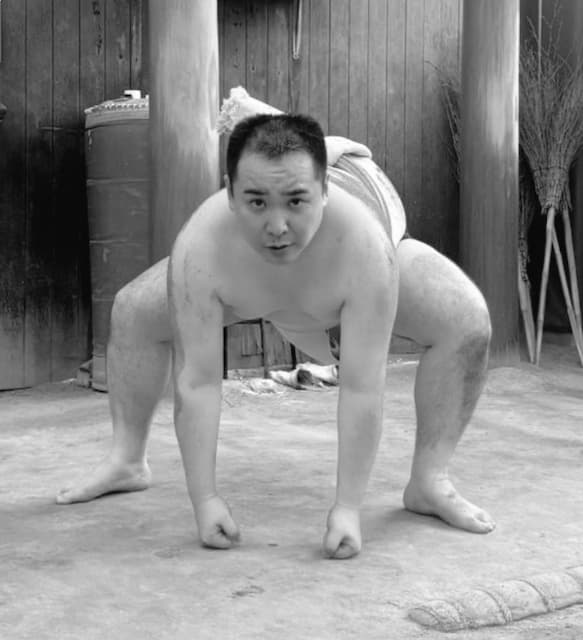 「タマリ席を攻めたらもちろん落選！」ミルクボーイ内海が相撲のチケット抽選で落ちる