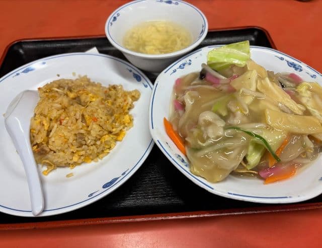 「絶対ここや！」ミキ昴生、昔の記憶のままのお店で中華料理を満喫する！