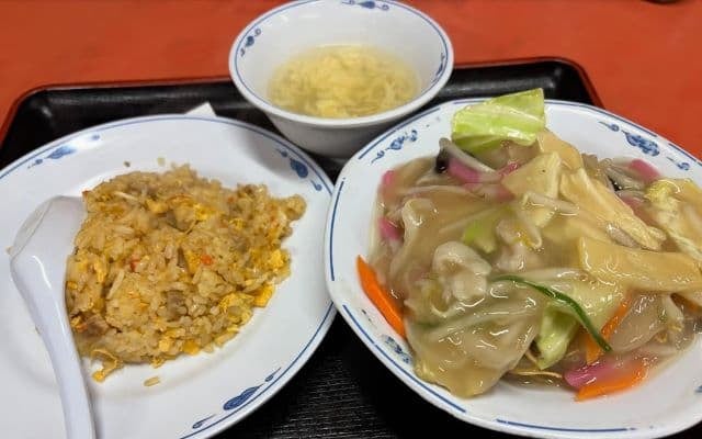 「絶対ここや！」ミキ昴生、昔の記憶のままのお店で中華料理を満喫する！