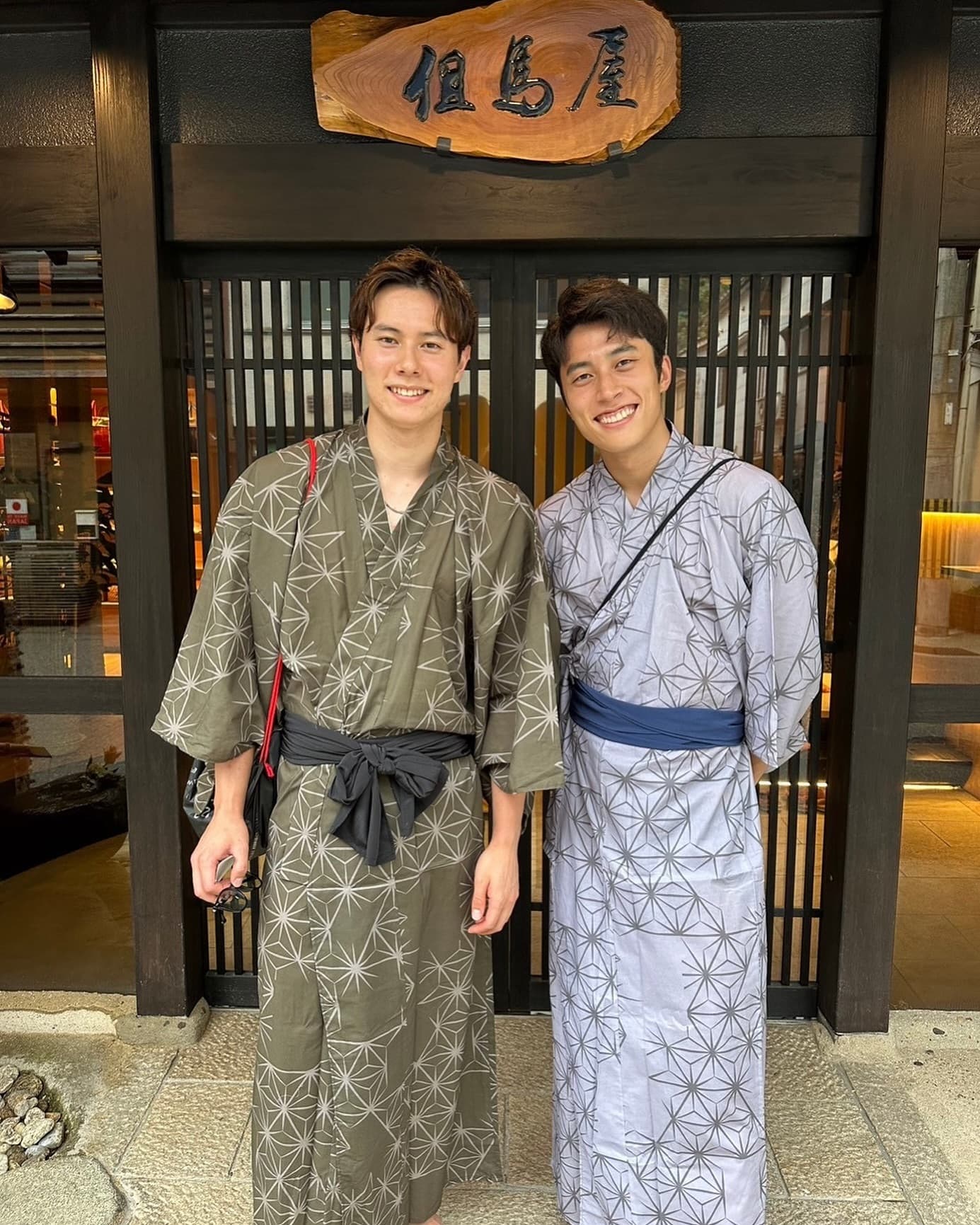 男子バレー高橋塁が弟・藍との浴衣2ショットを披露「家族で城崎温泉。最高！！」