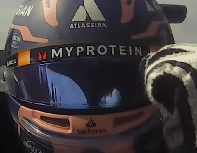 F1歓喜の瞬間！アルボン、驚きのQ3進出に大興奮の表情が話題