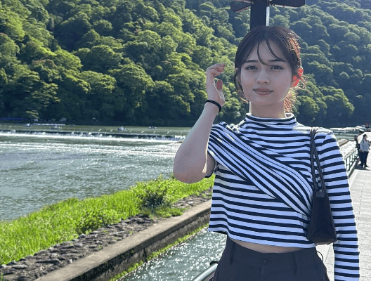 「可愛すぎ」ハーフの人気モデルIN京都！和室＆屋外ショットが激キュートだとファン歓喜