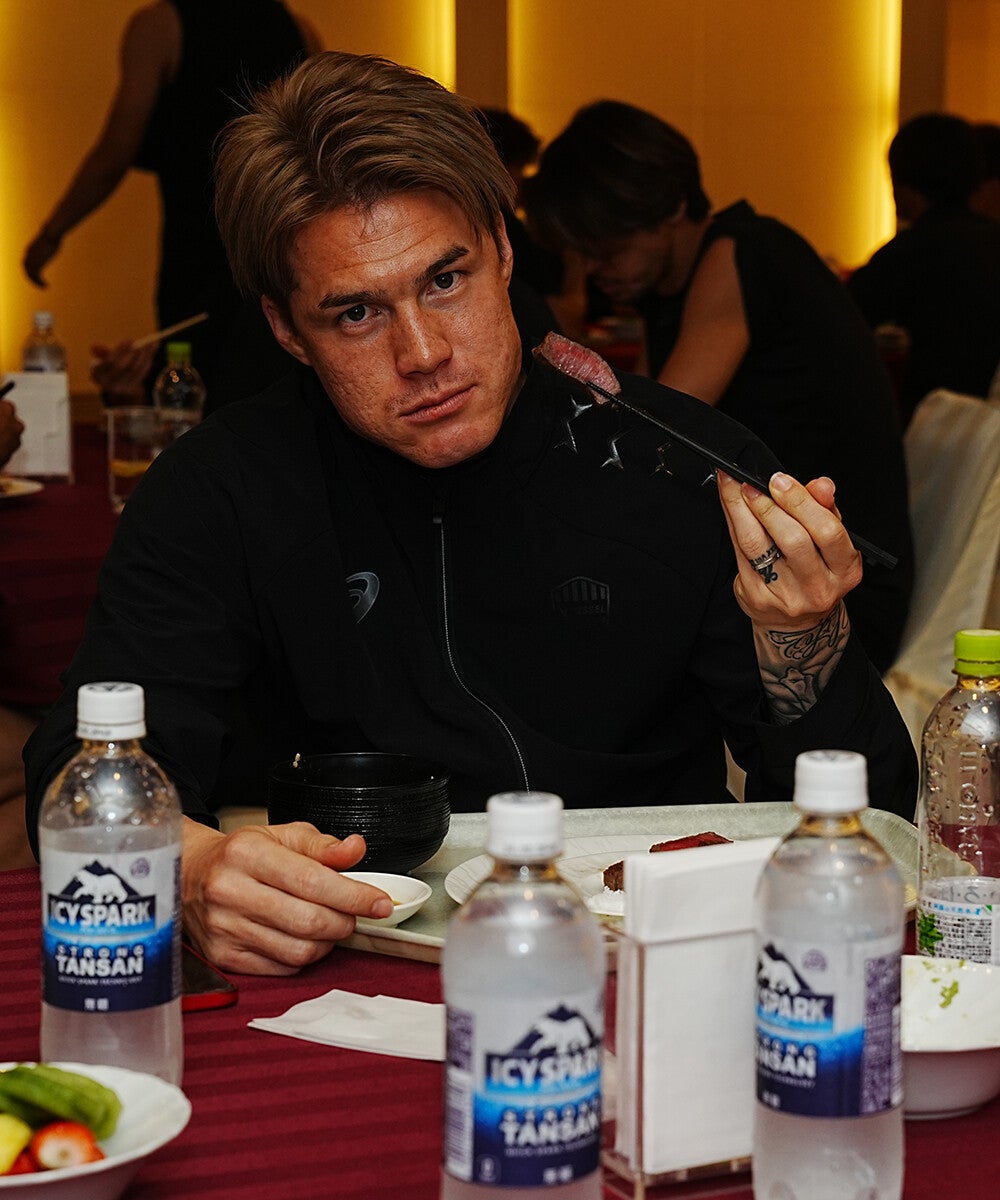 キャンプ中のヴィッセル神戸に会長が粋な計らい👀✨