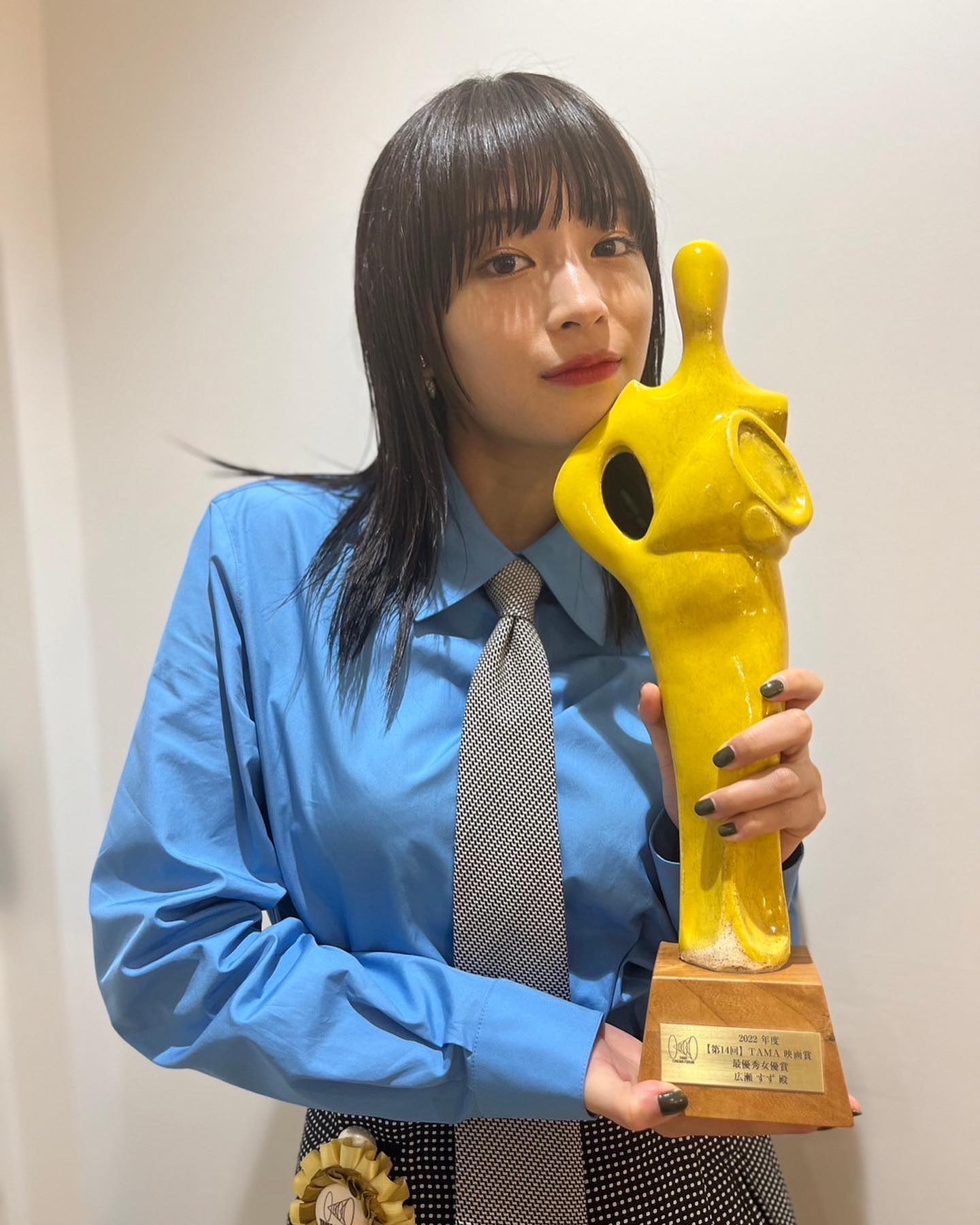 広瀬すず 最新コーデ＆松坂桃李との2ショットが大反響