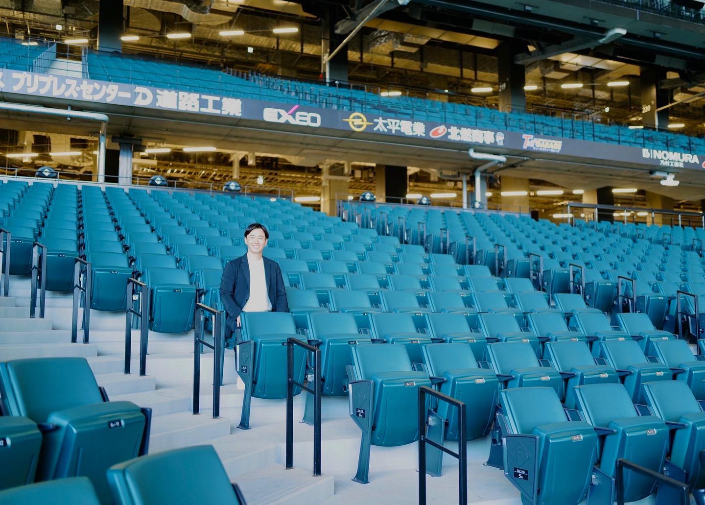 斎藤佑樹、⚾️新球場エスコンフィールドで撮影した自身のショットを公開❗️