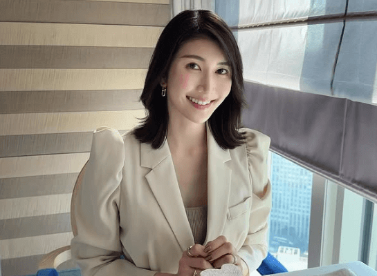 モデル＆アナウンサーの美女、ラグジュアリーな”バレンタイン・タイム”を公開！ファン羨望の眼差し「魅力的です美しい」