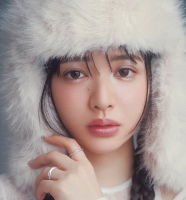 鎮西寿々歌の冬の“爆盛れ”キラキラメイクが可愛すぎると話題に！