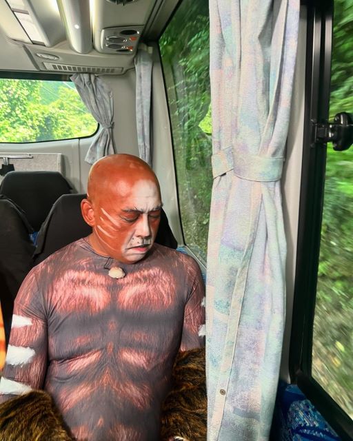 千鳥ノブが投稿した「クセ強メイクのあの人気芸人」仮眠ショットにファン爆笑