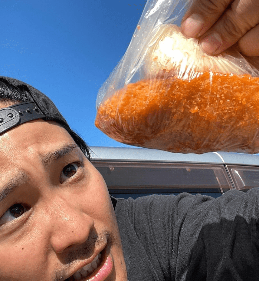 桐山照史が沖縄発祥のグルメを満喫👀