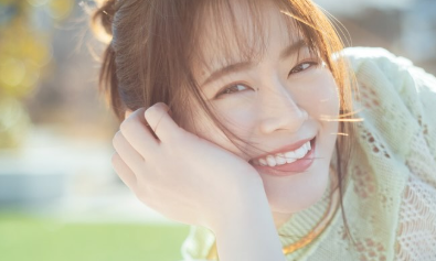 「LINEがストーリーズ的存在？」山崎怜奈、“母の日”に綴ったユニークな母娘関係が話題