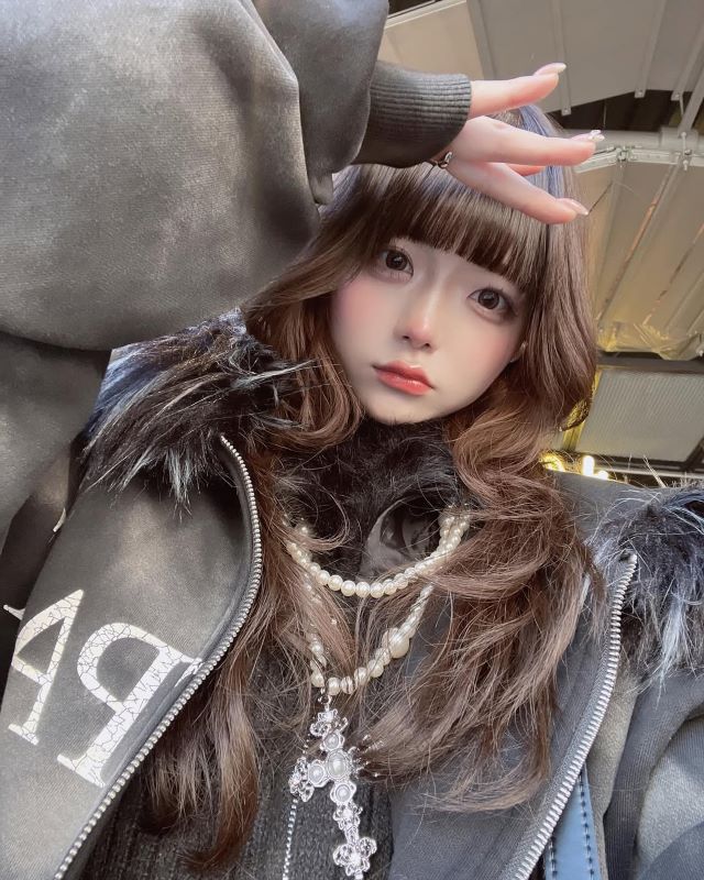 「ビジュよすぎー！！ふわっふわ」あの人気インフルエンサーの最新ショットが話題に！