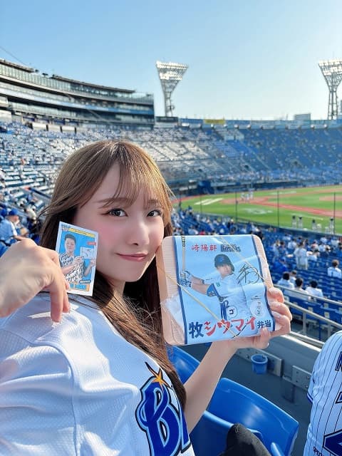 「打線すごすぎでした！」イコラブ 瀧脇笙古がベイスターズ戦を観戦！miwaのライブも堪能