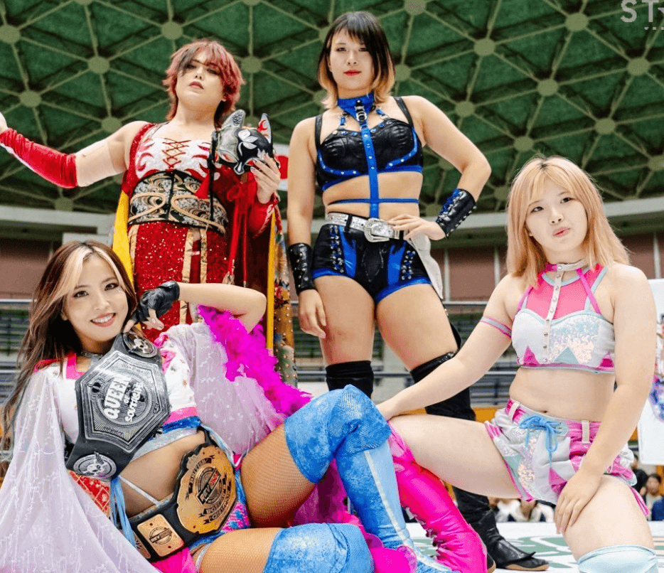 STARDOM  鈴季すず、サイン会でファンを魅了！美しさとギャル感全開で話題沸騰！！