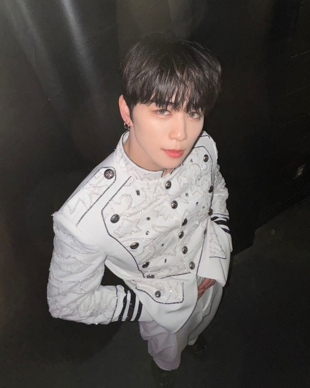 王子がちいかわを持ってると話題に「可愛すぎだろ王子…」