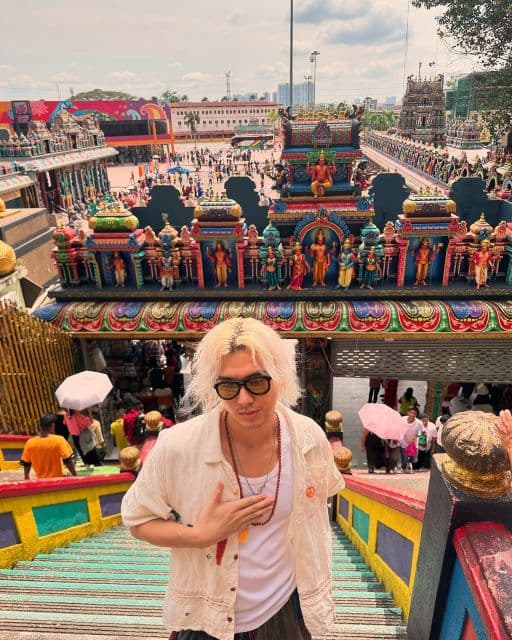 「穏やかな表情のプライベートPhoto」藤井風、アジアツアー中の貴重なショットを公開！