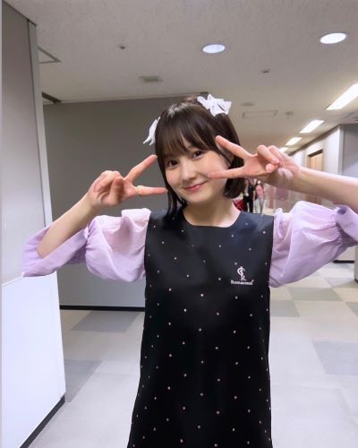 本田紗来 「りぼんりぼん💜🤍」 最新ショットが美少女すぎると話題に👀✨