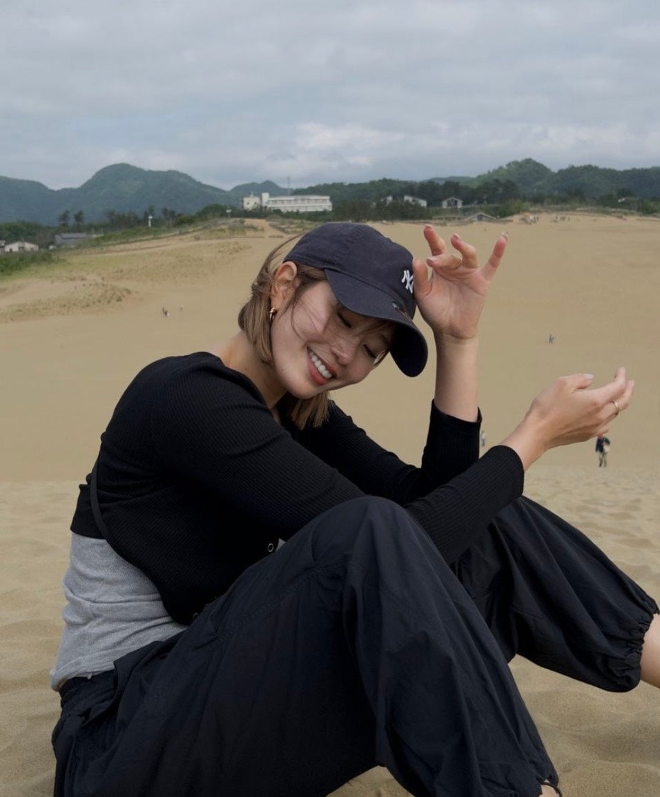 稲村亜美が鳥取砂丘に！？