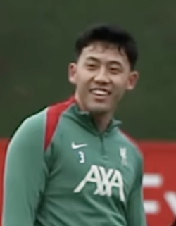 遠藤航 監督にパスでアピール