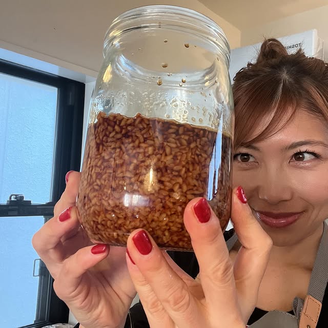 「恐れてはいかんっ！」女性芸能人最速ランナー・大地穂、"マラソン後のデブ活"のススメにファン注目！