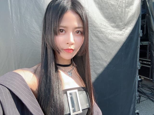 「綺麗で美人すぎる！！」人気女性声優の”馴染んできた”前髪ショットに絶賛の声多数！