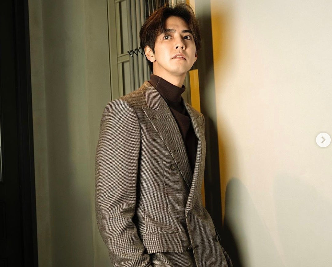 「今年も大活躍間違いなし🌟」片寄涼太のスーツ姿にファン悶絶