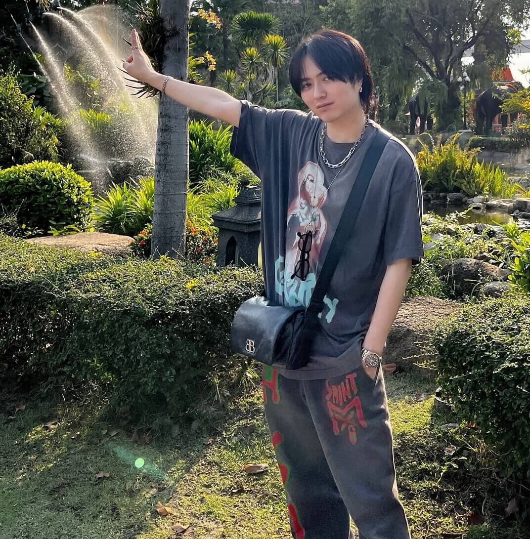 Novelbrightの竹中雄大がタイ旅行を満喫！有名観光スポットで写真を撮りまくる！