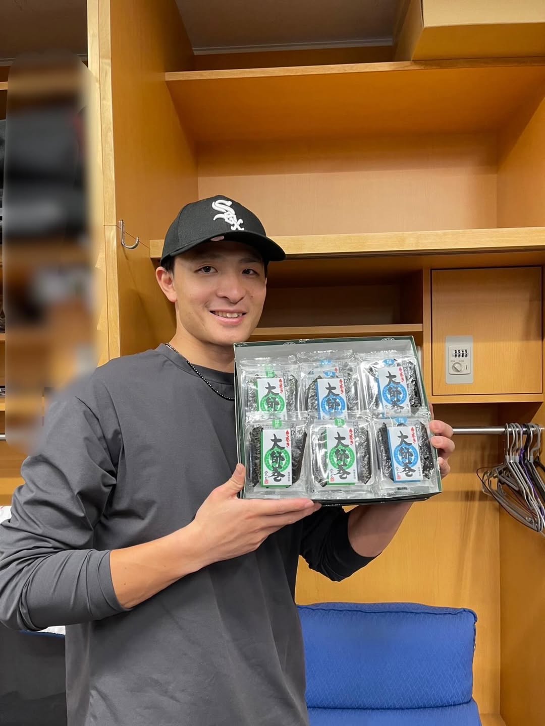 宮本丈、ロッカーで見せた一枚に「今年も応燕する」の声