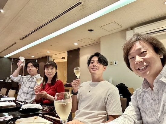 「おかあさんといっしょ」ひろみちお兄さんが結婚30周年を報告！