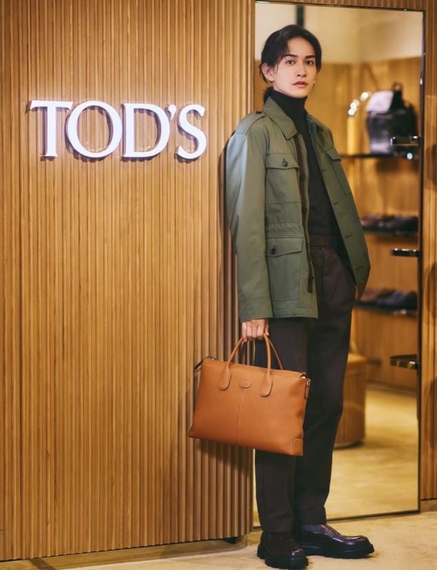 あのイケメン俳優がポップアップイベントで大阪を満喫「かっこよすぎる」の声