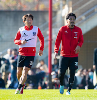 浦和、今季限りで現役引退の「興梠・宇賀神」のツーショット公開「絶対勝たなきゃ」