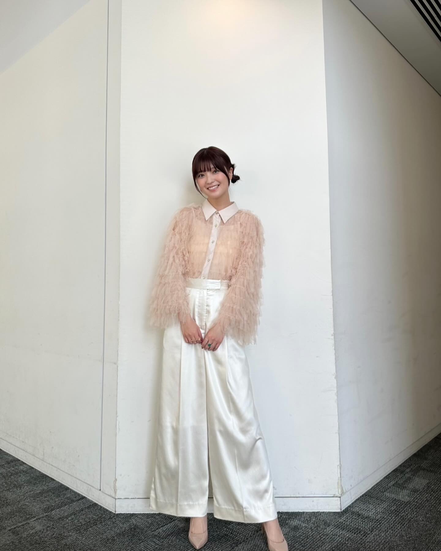 あの人気女優が収録のオフショット公開！