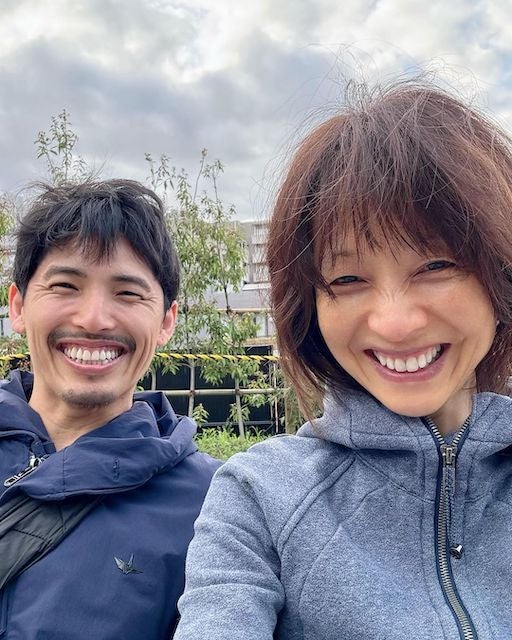 タレントのmiekoが13歳年下のイケメン旦那を公開! ファンからは「素敵なご夫婦❤️」